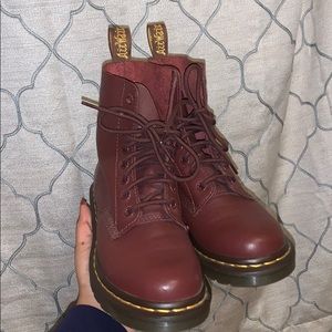DR. MARTENS